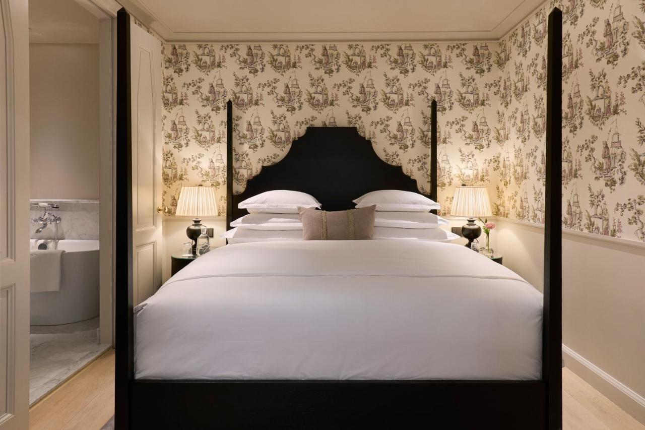 Suite Courtyard